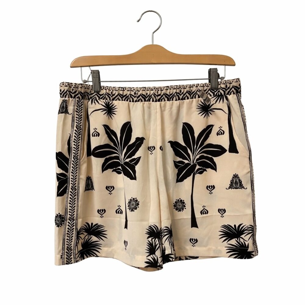 Cabi 6625 & 6635 Marrakesh Top & Shorts Spring 2024 Large NWT - Picture 6 of 11